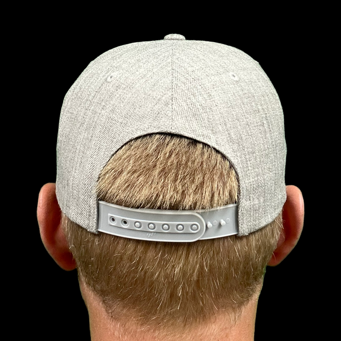 Column Lifestyle Snapback